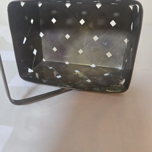 Woven Metal Basket with Handle - Picture 3 of 7